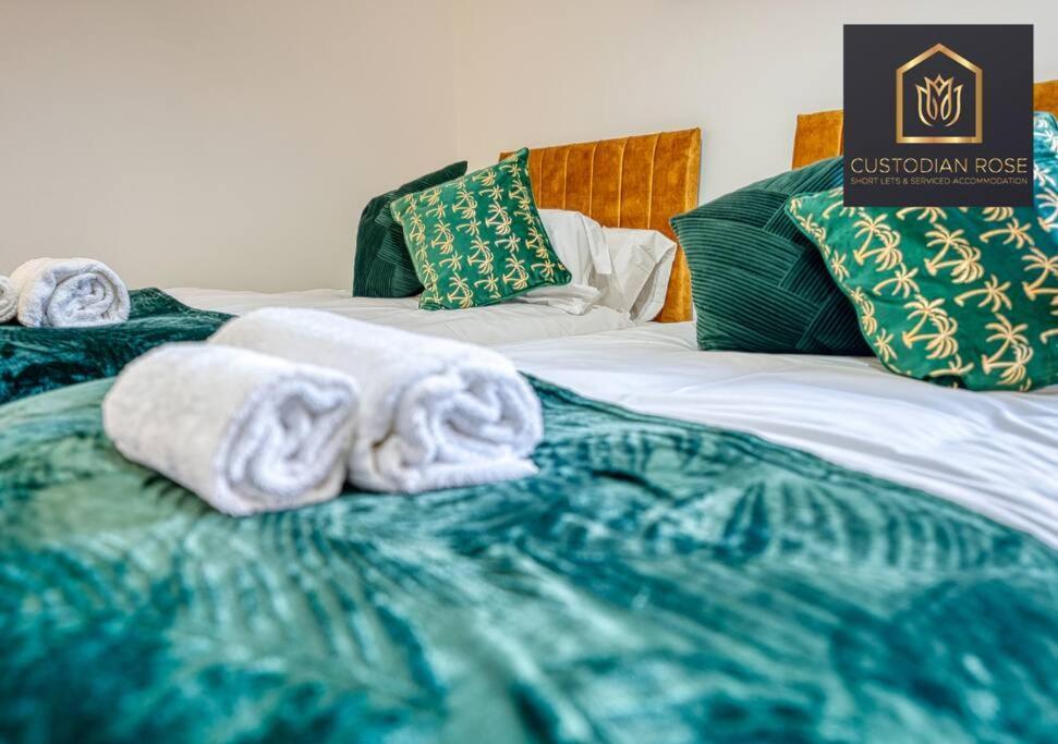 Two Bedroom - Central Peterborough - New Year Discount Bagian luar foto