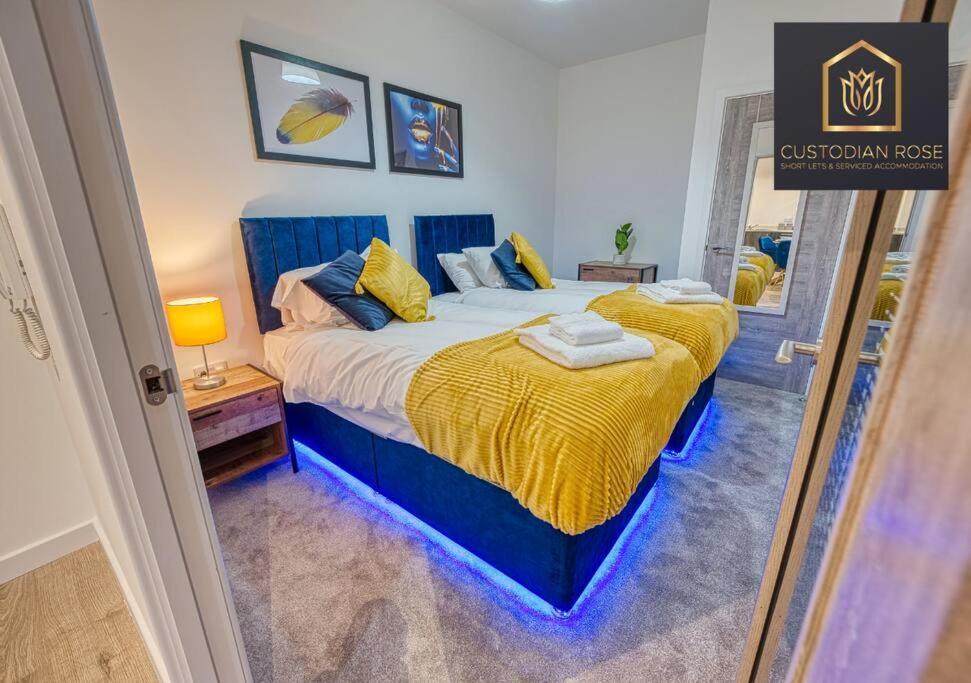 Two Bedroom - Central Peterborough - New Year Discount Bagian luar foto