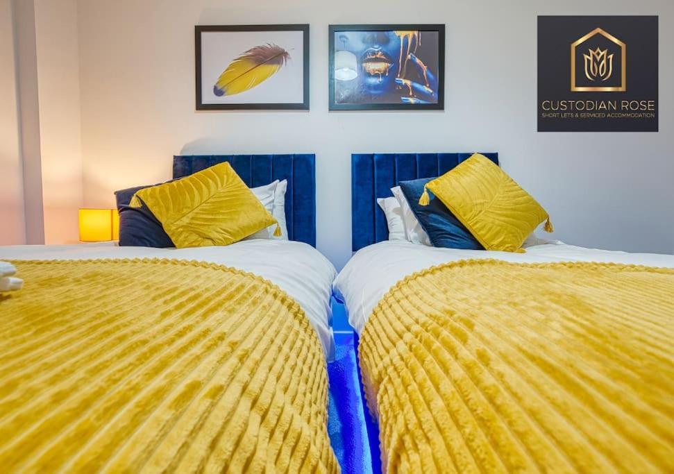 Two Bedroom - Central Peterborough - New Year Discount Bagian luar foto