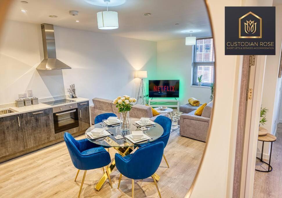 Two Bedroom - Central Peterborough - New Year Discount Bagian luar foto